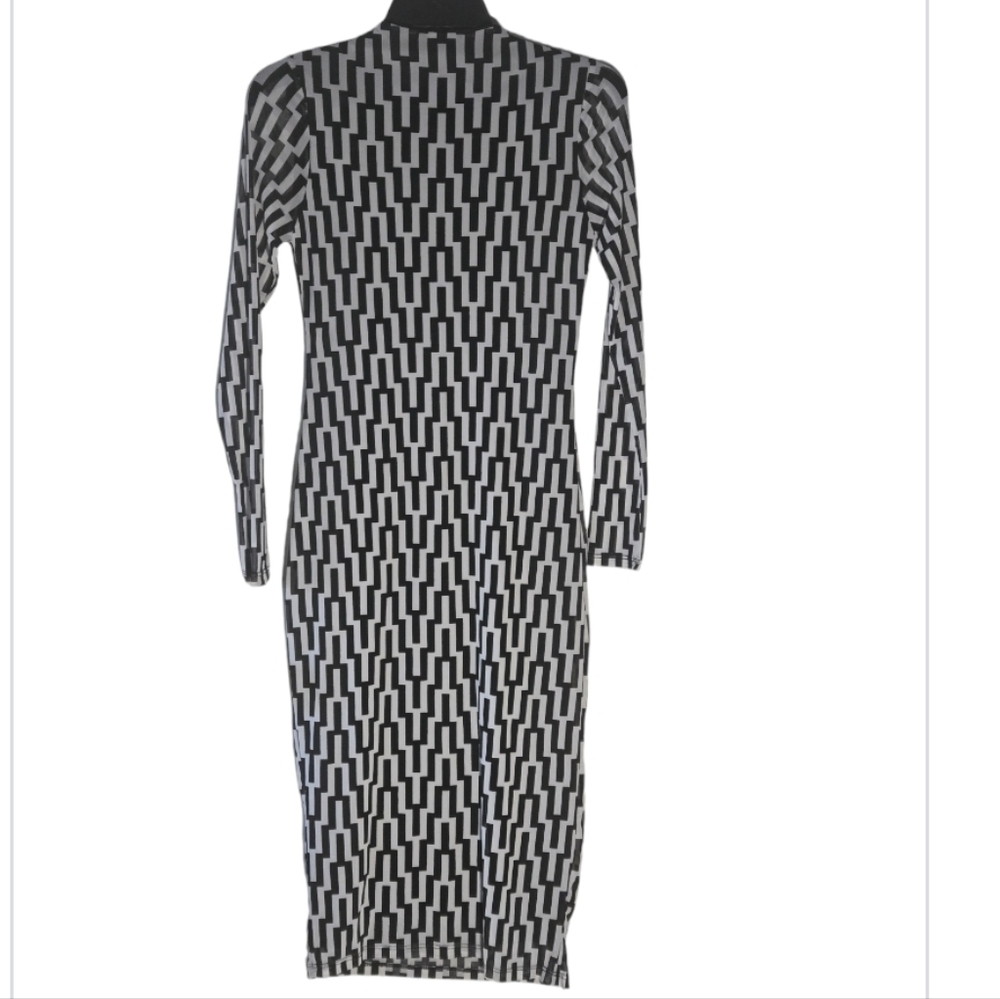 Bodycon Maxi Dress Long Sleeve Black & White Slimming Long Geometric Pattern Med
